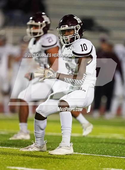 Thumbnail 1 in C.H. Yoe vs Hallettsville (UIL 3A D1 Bi-District Playoff) photogallery.