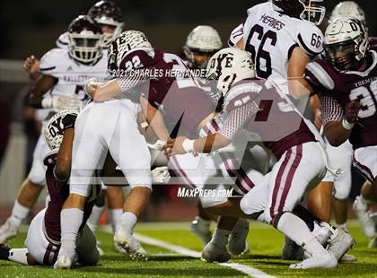 Thumbnail 2 in C.H. Yoe vs Hallettsville (UIL 3A D1 Bi-District Playoff) photogallery.