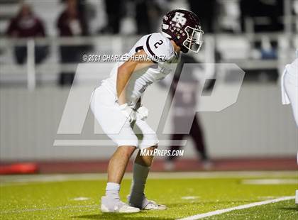 Thumbnail 3 in C.H. Yoe vs Hallettsville (UIL 3A D1 Bi-District Playoff) photogallery.