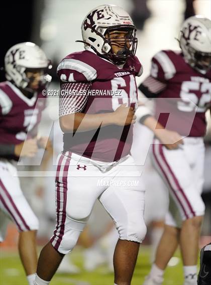 Thumbnail 2 in C.H. Yoe vs Hallettsville (UIL 3A D1 Bi-District Playoff) photogallery.