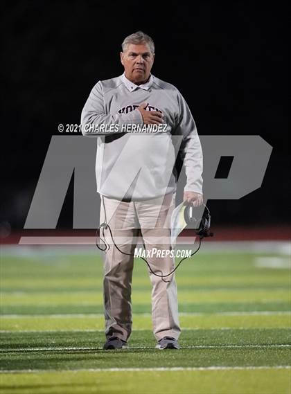 Thumbnail 3 in C.H. Yoe vs Hallettsville (UIL 3A D1 Bi-District Playoff) photogallery.