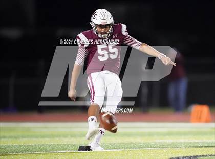 Thumbnail 1 in C.H. Yoe vs Hallettsville (UIL 3A D1 Bi-District Playoff) photogallery.