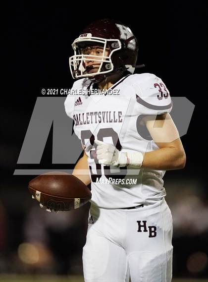 Thumbnail 2 in C.H. Yoe vs Hallettsville (UIL 3A D1 Bi-District Playoff) photogallery.