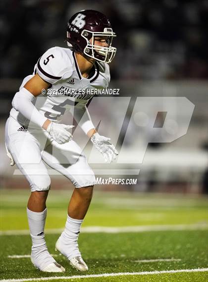 Thumbnail 3 in C.H. Yoe vs Hallettsville (UIL 3A D1 Bi-District Playoff) photogallery.
