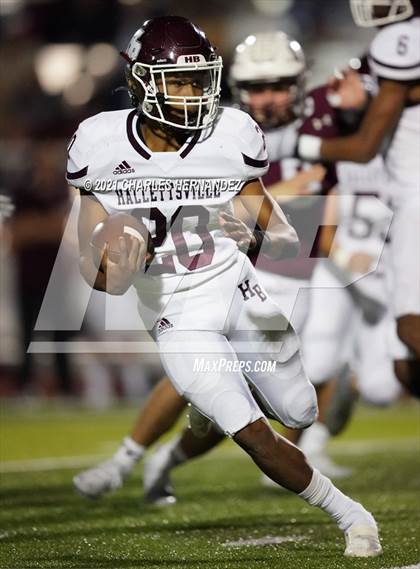 Thumbnail 2 in C.H. Yoe vs Hallettsville (UIL 3A D1 Bi-District Playoff) photogallery.