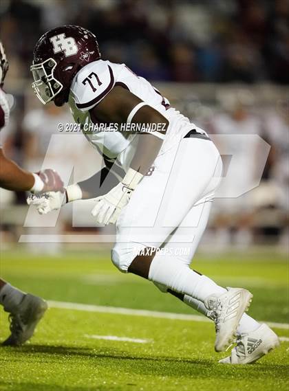 Thumbnail 2 in C.H. Yoe vs Hallettsville (UIL 3A D1 Bi-District Playoff) photogallery.