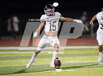 Thumbnail 2 in C.H. Yoe vs Hallettsville (UIL 3A D1 Bi-District Playoff) photogallery.