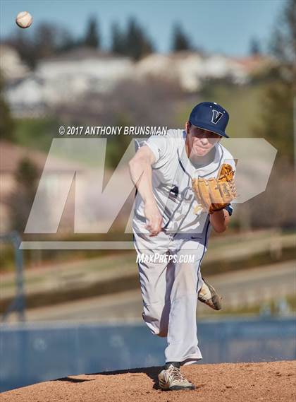 Thumbnail 2 in Lincoln @ Vista del Lago photogallery.