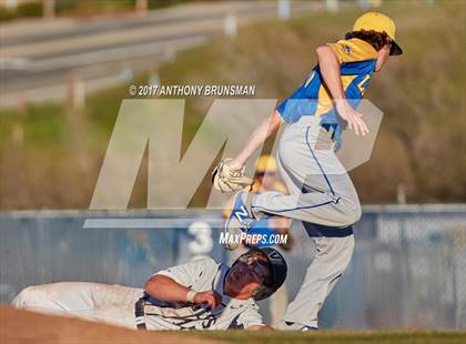 Thumbnail 3 in Lincoln @ Vista del Lago photogallery.