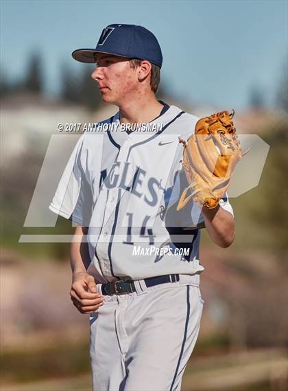Thumbnail 1 in Lincoln @ Vista del Lago photogallery.