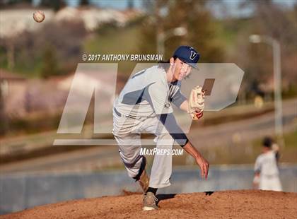 Thumbnail 2 in Lincoln @ Vista del Lago photogallery.