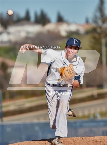 Thumbnail 3 in Lincoln @ Vista del Lago photogallery.