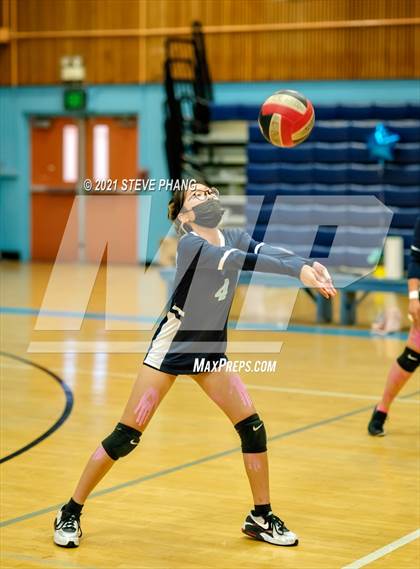 Thumbnail 3 in Laguna Creek @ Burbank photogallery.