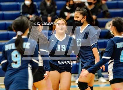 Thumbnail 3 in Laguna Creek @ Burbank photogallery.