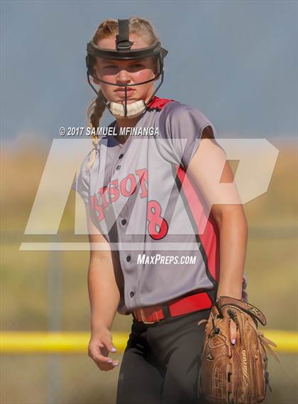 Thumbnail 2 in McCook vs. Millard West photogallery.