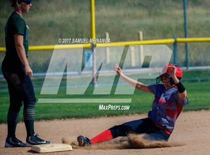 Thumbnail 3 in McCook vs. Millard West photogallery.
