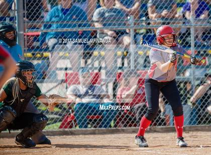 Thumbnail 2 in McCook vs. Millard West photogallery.