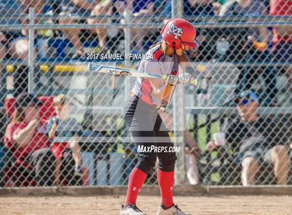 Thumbnail 3 in McCook vs. Millard West photogallery.