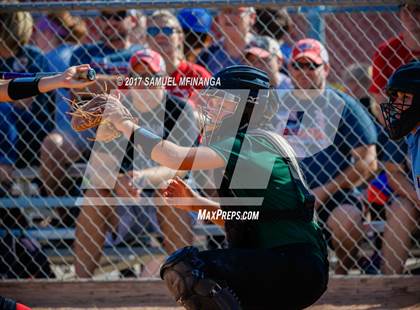 Thumbnail 2 in McCook vs. Millard West photogallery.