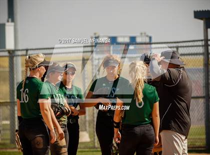 Thumbnail 2 in McCook vs. Millard West photogallery.