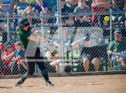 Thumbnail 3 in McCook vs. Millard West photogallery.