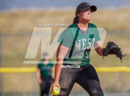 Thumbnail 3 in McCook vs. Millard West photogallery.