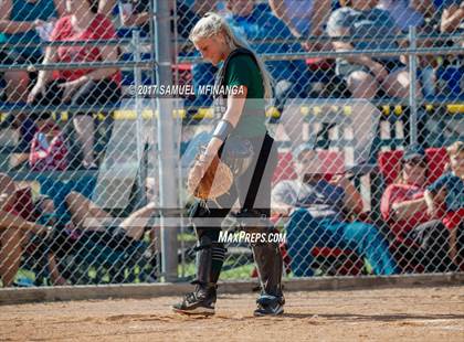 Thumbnail 2 in McCook vs. Millard West photogallery.