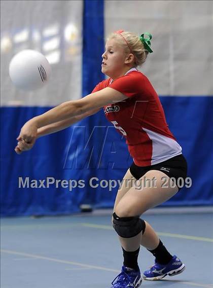 Thumbnail 1 in El Camino vs. St. Mary's (CIF SJS D3 Final) photogallery.