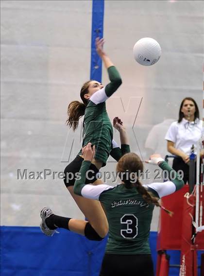 Thumbnail 1 in El Camino vs. St. Mary's (CIF SJS D3 Final) photogallery.