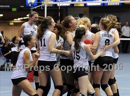 Thumbnail 2 in El Camino vs. St. Mary's (CIF SJS D3 Final) photogallery.