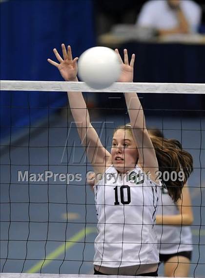 Thumbnail 1 in El Camino vs. St. Mary's (CIF SJS D3 Final) photogallery.