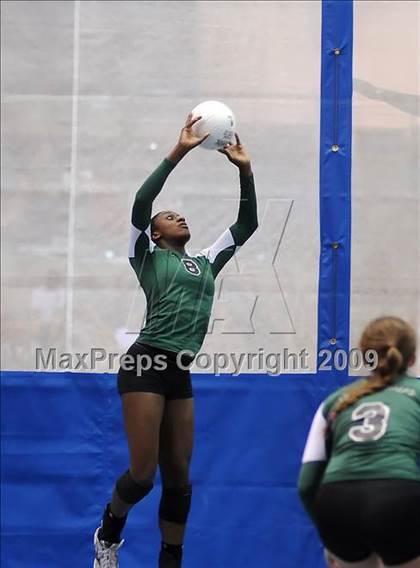 Thumbnail 2 in El Camino vs. St. Mary's (CIF SJS D3 Final) photogallery.
