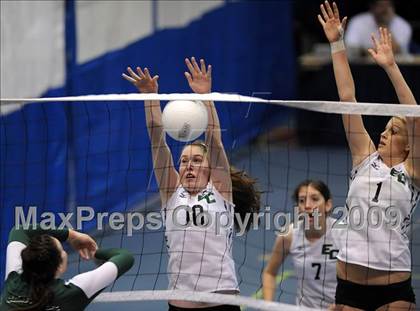 Thumbnail 3 in El Camino vs. St. Mary's (CIF SJS D3 Final) photogallery.