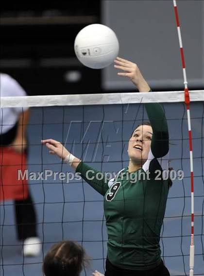 Thumbnail 3 in El Camino vs. St. Mary's (CIF SJS D3 Final) photogallery.