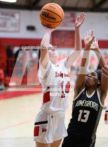 Thumbnail 2 in JV: Jonesboro @ Westside photogallery.