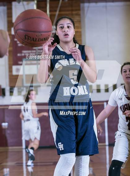 Thumbnail 3 in Sweet Home vs. Orchard Park photogallery.