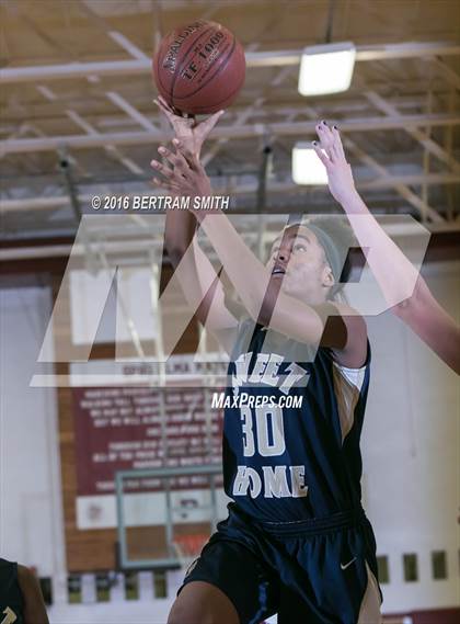 Thumbnail 1 in Sweet Home vs. Orchard Park photogallery.