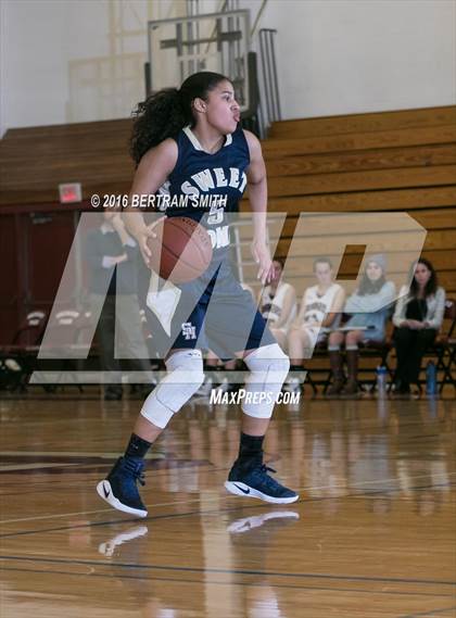 Thumbnail 3 in Sweet Home vs. Orchard Park photogallery.