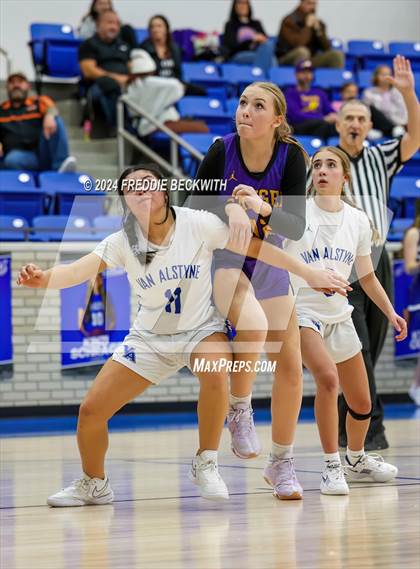 Thumbnail 3 in Sanger @ Van Alstyne photogallery.
