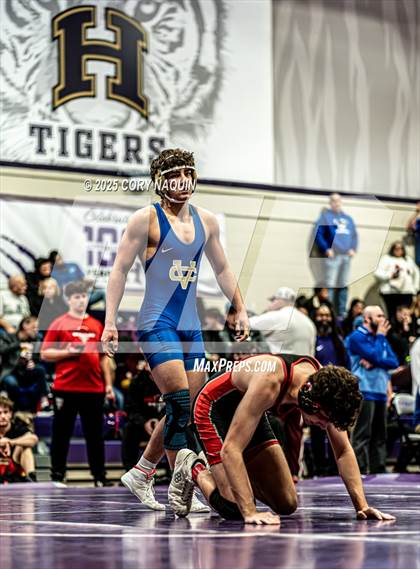 Thumbnail 3 in Hahnville Tiger Clash photogallery.