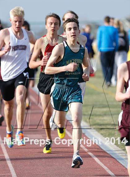 Thumbnail 1 in Holy Family Early Season Invitational  photogallery.