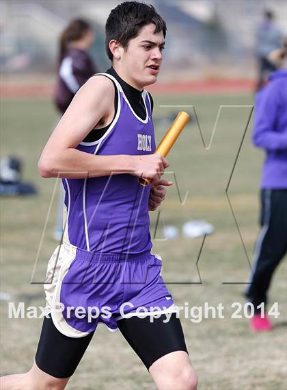 Thumbnail 1 in Holy Family Early Season Invitational  photogallery.