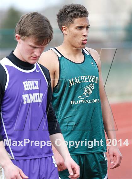 Thumbnail 1 in Holy Family Early Season Invitational  photogallery.