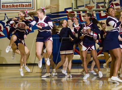 Thumbnail 2 in Enochs @ Beyer photogallery.