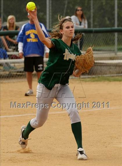 Thumbnail 1 in Charter Oak @ South Hills photogallery.