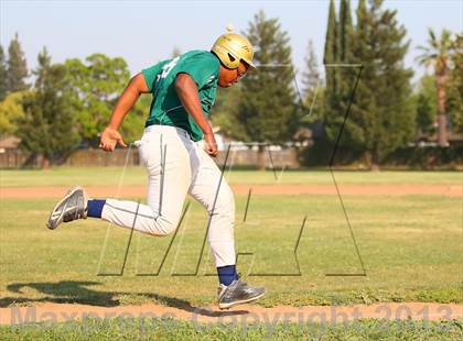 Thumbnail 3 in Kennedy vs. Sacramento photogallery.