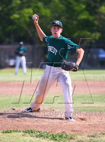 Thumbnail 3 in Kennedy vs. Sacramento photogallery.