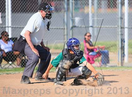 Thumbnail 3 in Kennedy vs. Sacramento photogallery.