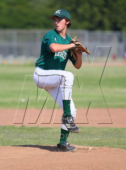 Thumbnail 3 in Kennedy vs. Sacramento photogallery.