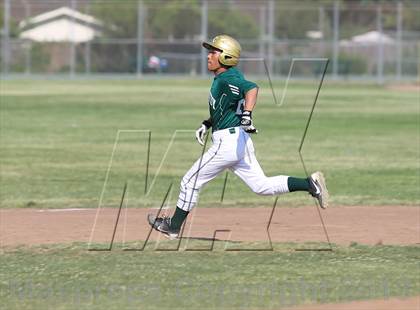 Thumbnail 2 in Kennedy vs. Sacramento photogallery.